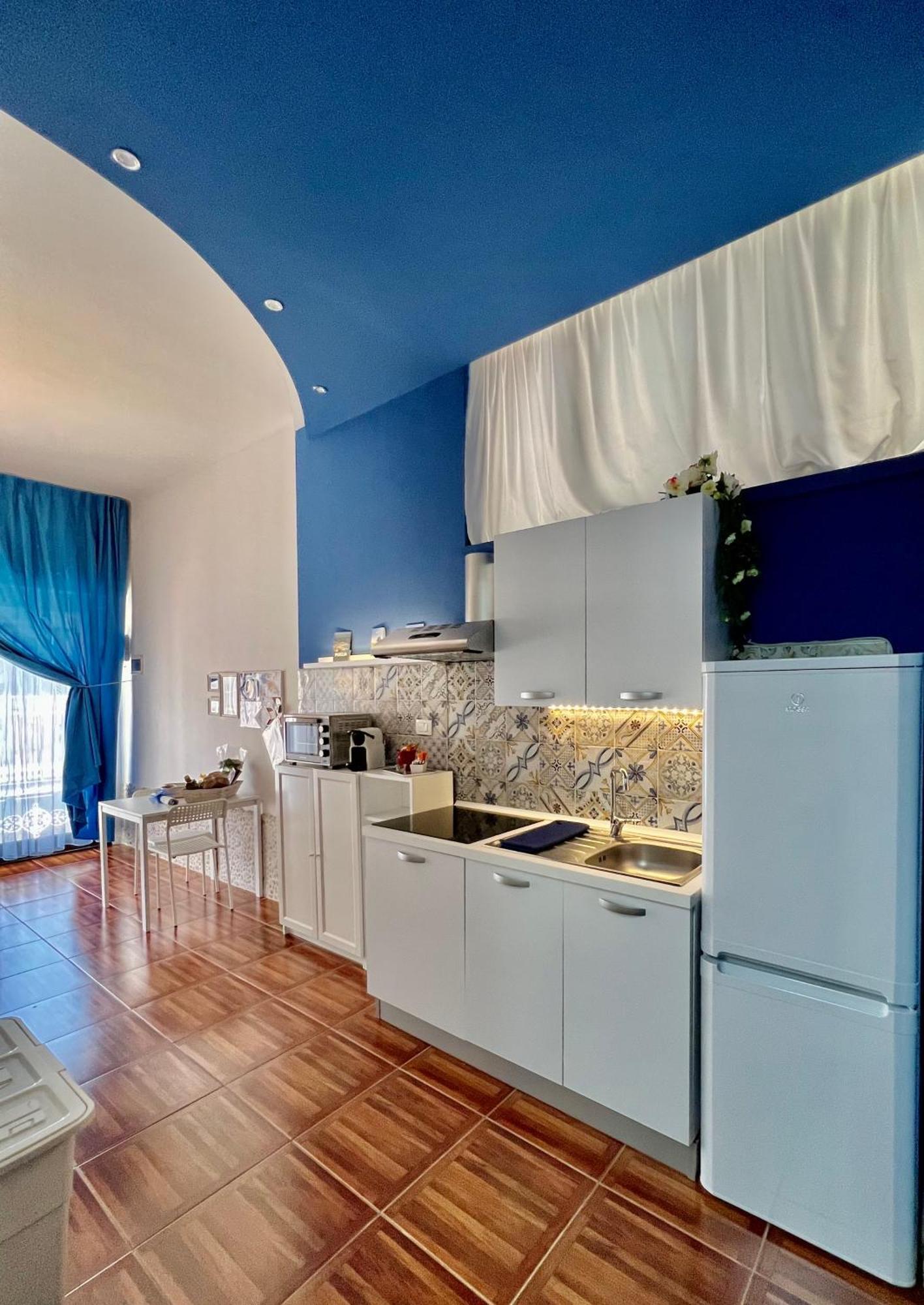 Casadamare Holiday Home Giovinazzo Exteriör bild